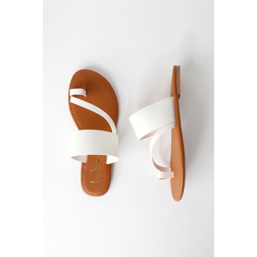 NWT Lulu’s Avena White Flat Sandals - Picture 4 of 9